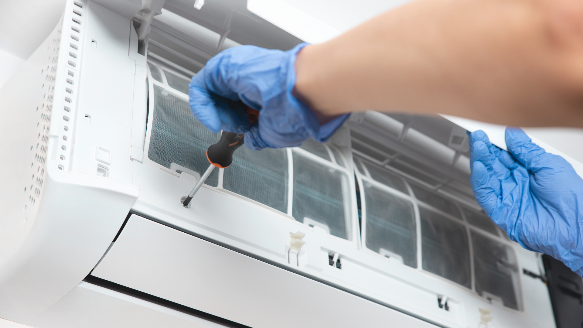AC Maintenance Tips to Reduce Energy Waste